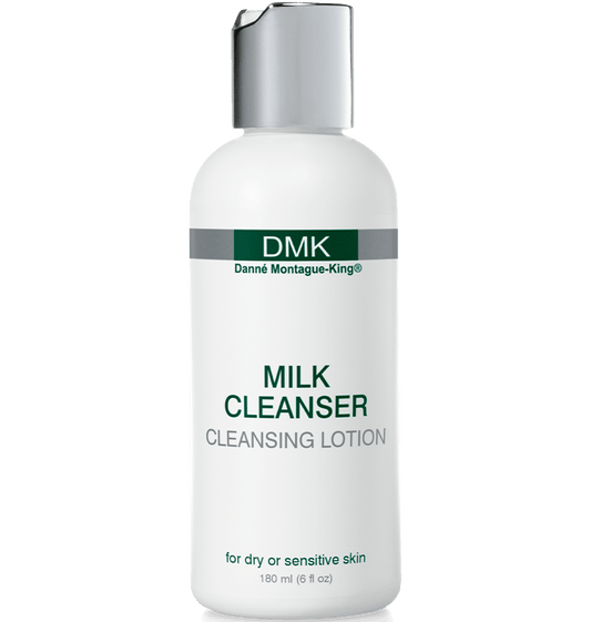 Deep Cleansing Without Stripping: Helps loosen dirt and debris deep in your pores, cleansing without drying or irritating your skin.