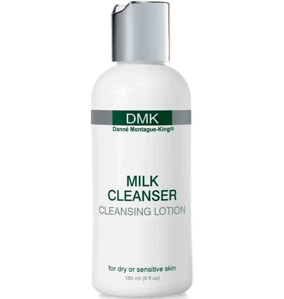 Deep Cleansing Without Stripping: Helps loosen dirt and debris deep in your pores, cleansing without drying or irritating your skin.