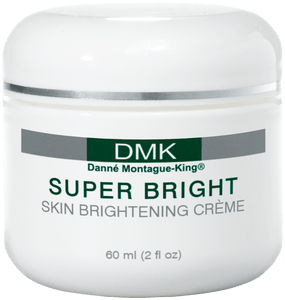 ✔ Hydroquinone-Free Formula – Brightens like hydroquinone without the risks.
✔ Fades Dark Spots & Uneven Tone – Targets pigmentation for a uniform complexion.
✔ Smart Skincare Technology – Works deep in the skin to prevent future discoloration.